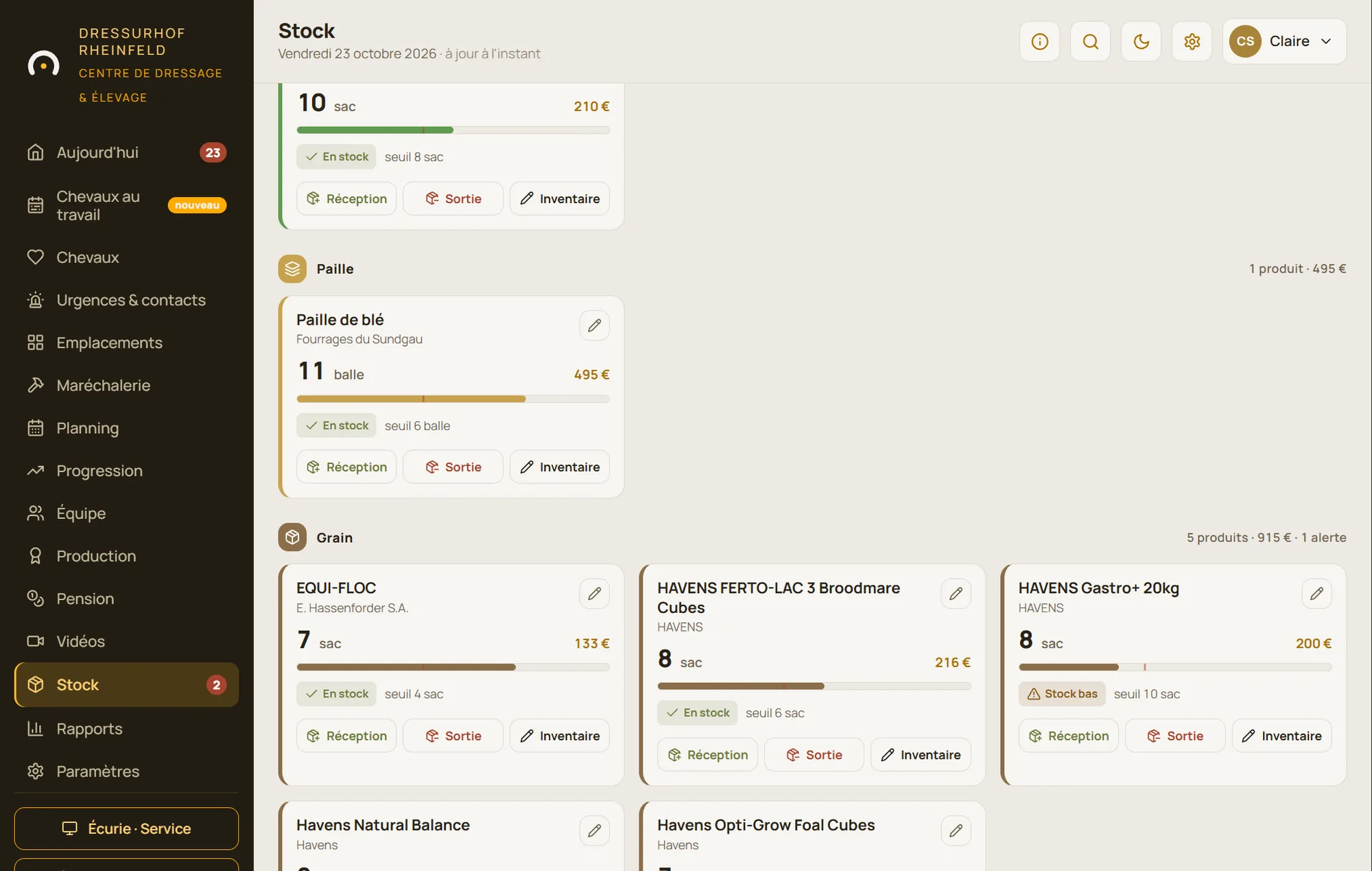 Stock d'aliments et de litière avec alertes de seuil et historique des mouvements